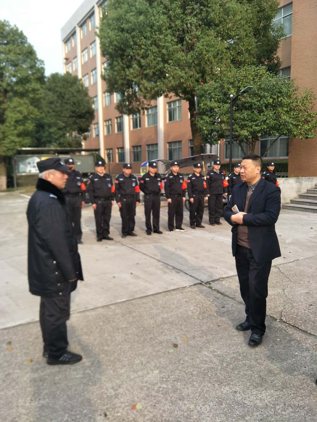 筑牢安全第一道防线 “沉下去”一把手直抓现场, 筑牢安全第一道防线 “沉下去”一把手直抓现场,