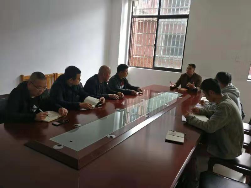 学院后勤处组织对商业楼进行全面检查 学院后勤处组织对商业楼进行全面检查