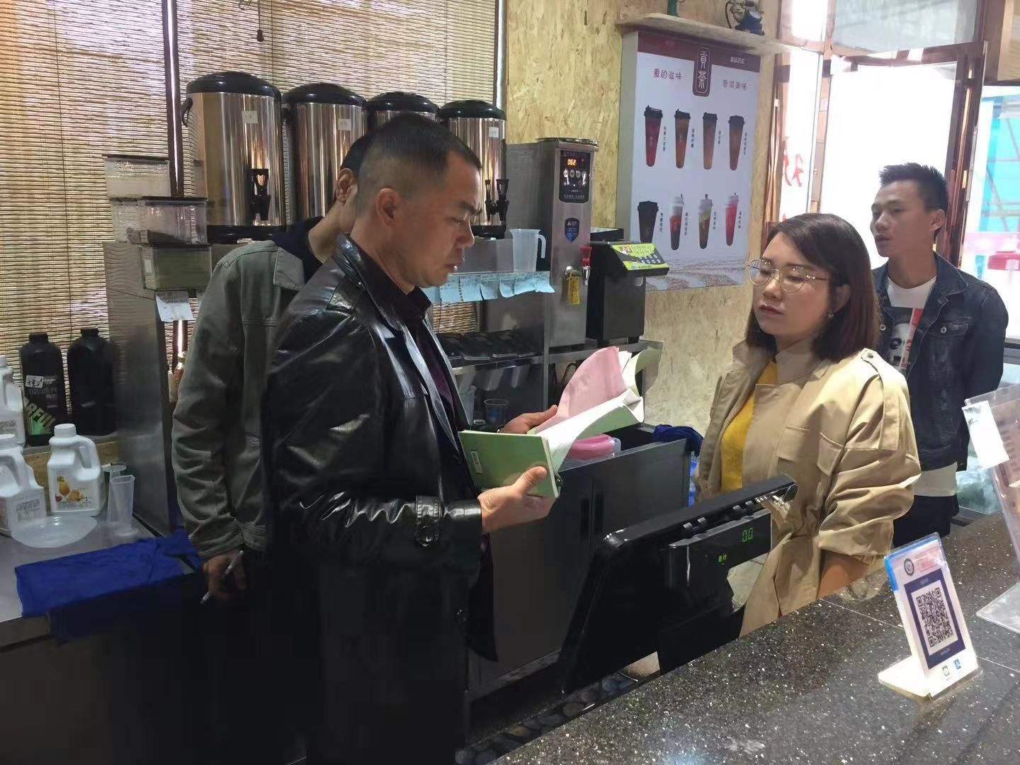 后勤处开展食堂食品安全专项监督检查 后勤处开展食堂食品安全专项监督检查