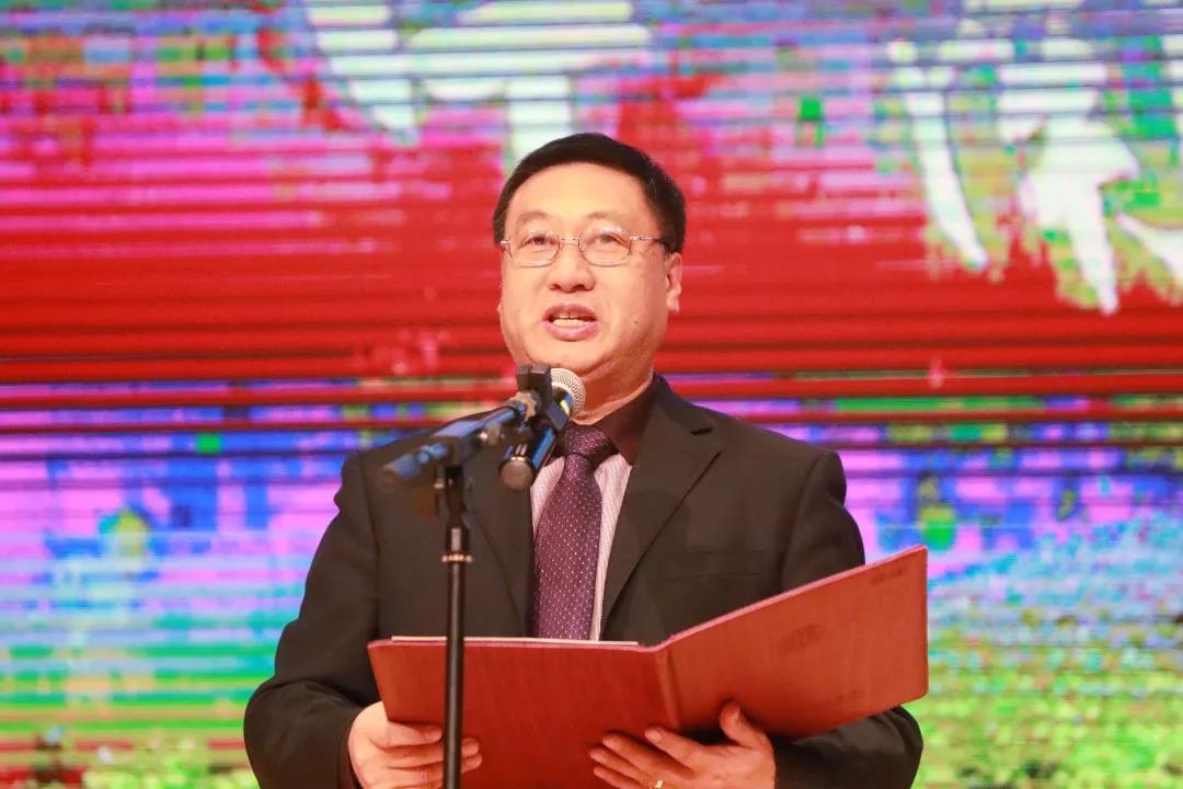 致敬改革路,奋进新时代丨中南林涉外学院2019年新年晚会璀璨上演 致敬改革路,奋进新时代丨中南林涉外学院2019年新年晚会璀璨上演