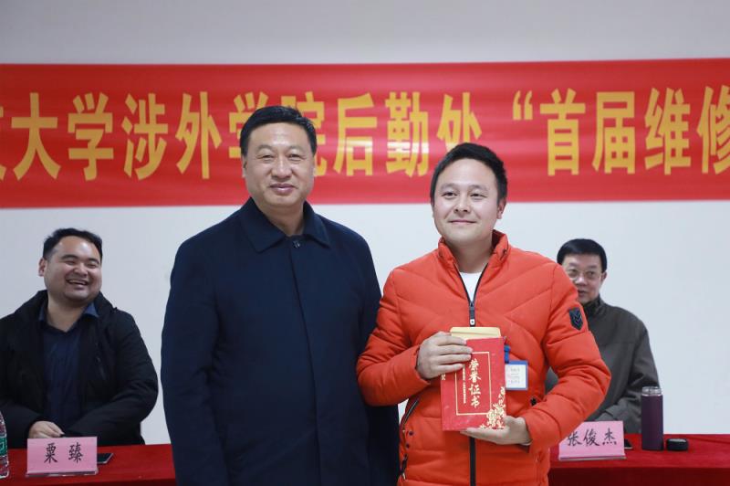 后勤维修员技能比武 “十八般武艺”显身手 后勤维修员技能比武 “十八般武艺”显身手