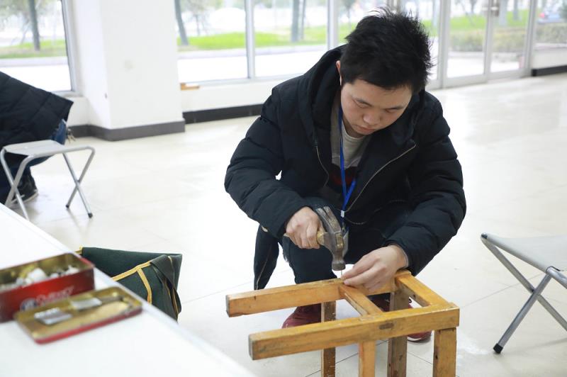 后勤维修员技能比武 “十八般武艺”显身手 后勤维修员技能比武 “十八般武艺”显身手