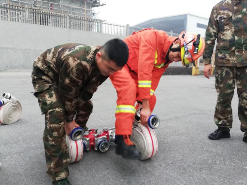 体验“最美逆行者” 体验“最美逆行者”