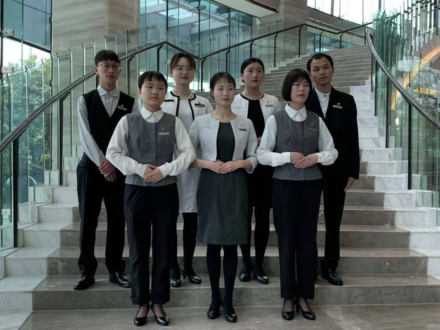 中南林涉外2016级旅游管理学生赴上海、深圳两地国际奢华酒店开展专业认知生产实习 中南林涉外2016级旅游管理学生赴上海、深圳两地国际奢华酒店开展专业认知生产实习