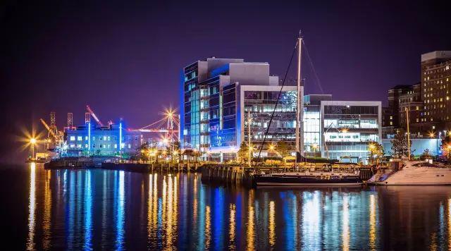 来自加拿大最温暖城市的问候!!! 来自加拿大最温暖城市的问候!!!