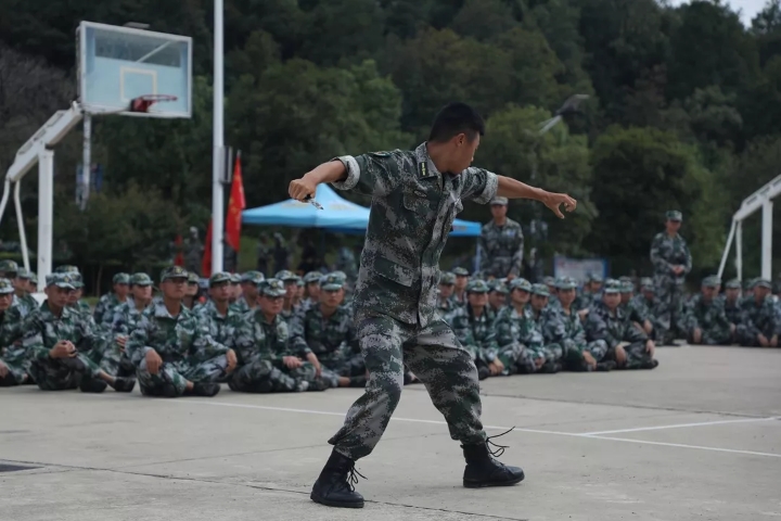 军训风采 || 稍息!立正!请全体点开推送 军训风采 || 稍息!立正!请全体点开推送