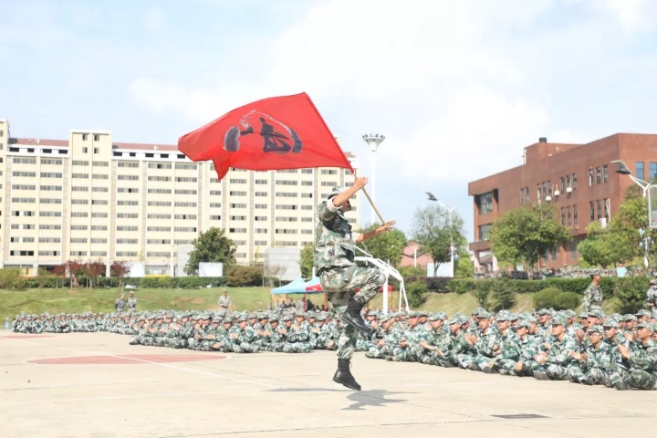 军训风采 || 稍息!立正!请全体点开推送 军训风采 || 稍息!立正!请全体点开推送