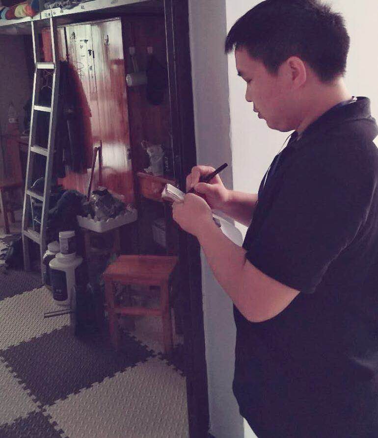 学工部辅导员开展学生公寓安全用电专项检查 学工部辅导员开展学生公寓安全用电专项检查