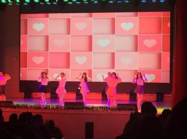 大学生艺术团“在这里,仰望星空“文艺汇演精彩上演 大学生艺术团“在这里,仰望星空“文艺汇演精彩上演