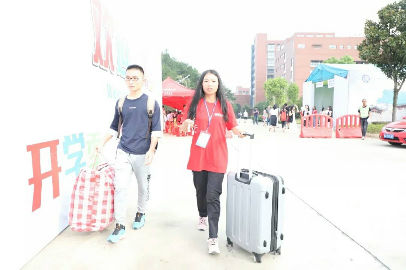 千禧宝宝来了,“涉外人”按捺不住了 千禧宝宝来了,“涉外人”按捺不住了