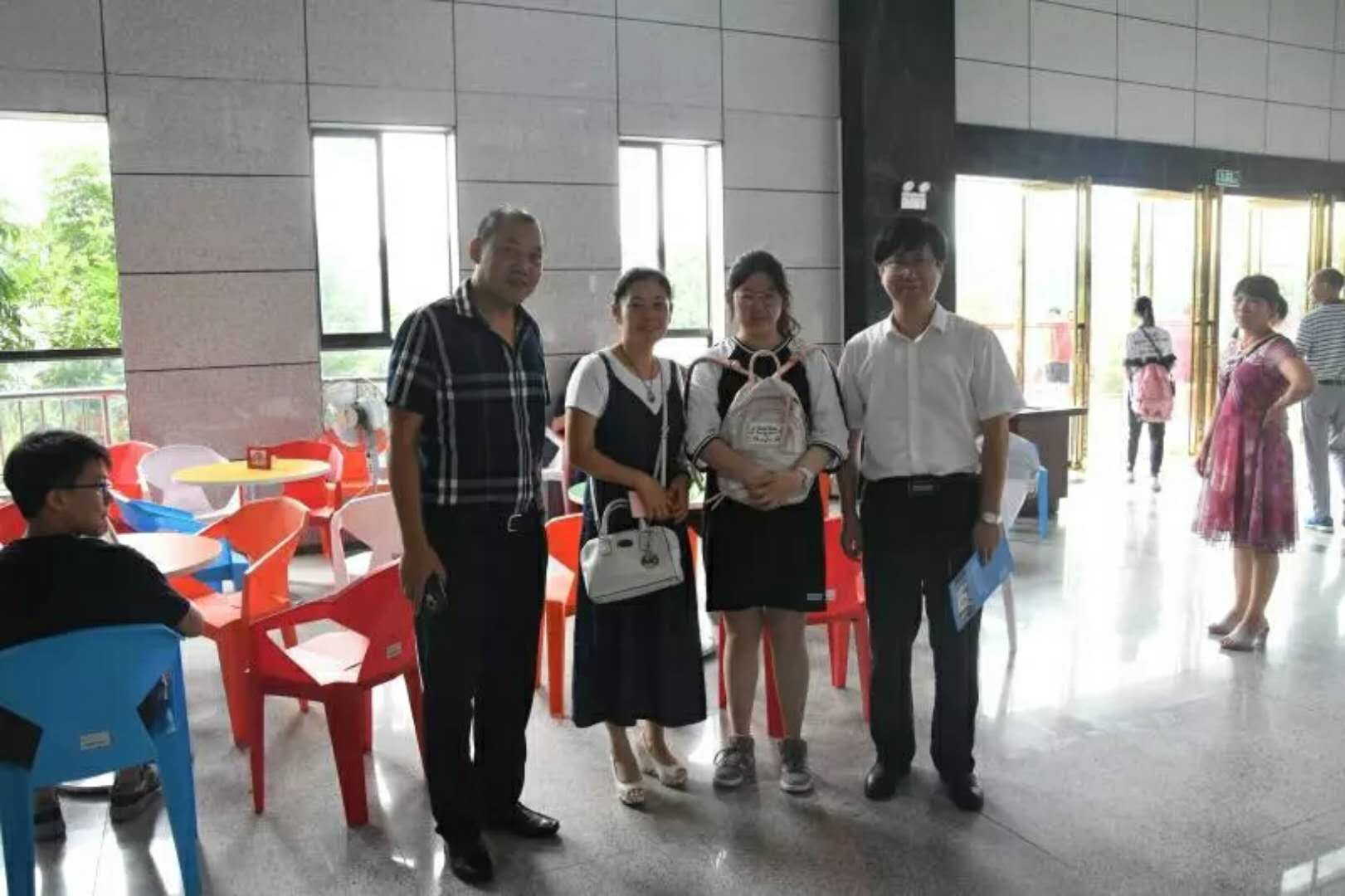 千禧宝宝来了,“涉外人”按捺不住了 千禧宝宝来了,“涉外人”按捺不住了