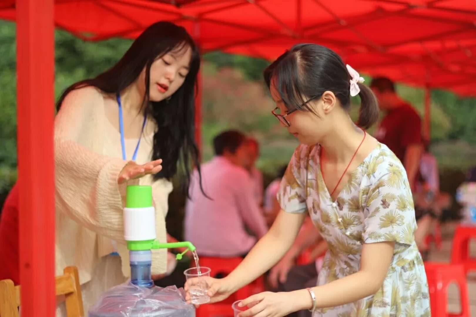 千禧宝宝来了,“涉外人”按捺不住了 千禧宝宝来了,“涉外人”按捺不住了