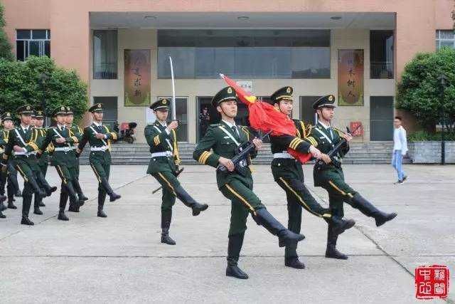 我院“国旗下的讲话”爱国主义教育活动隆重举行 我院“国旗下的讲话”爱国主义教育活动隆重举行
