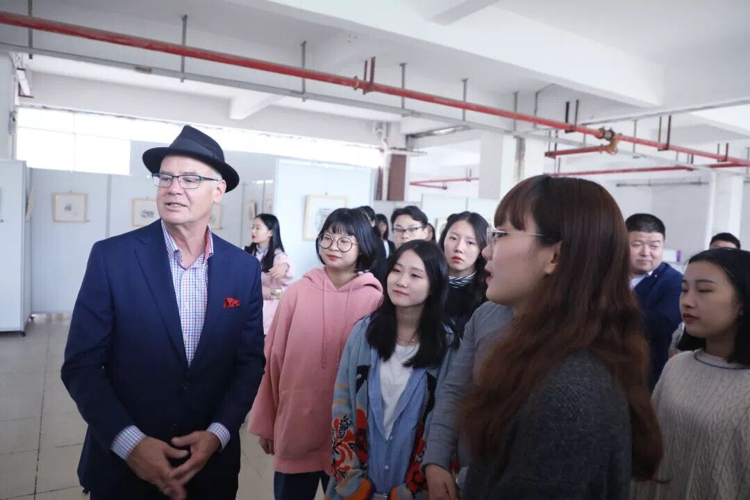 国际文化艺术节 | 迪恩·福廷先生莅临涉外学院参观交流 国际文化艺术节 | 迪恩·福廷先生莅临涉外学院参观交流