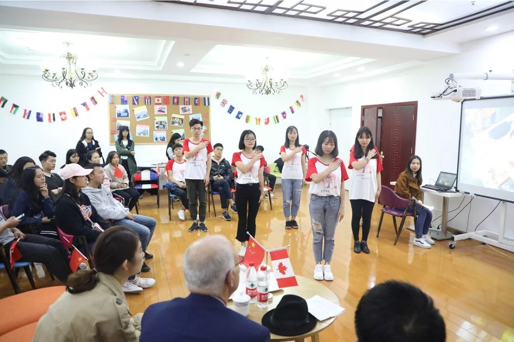 国际文化艺术节|与迪恩·福廷先生一起品校园文化 国际文化艺术节|与迪恩·福廷先生一起品校园文化