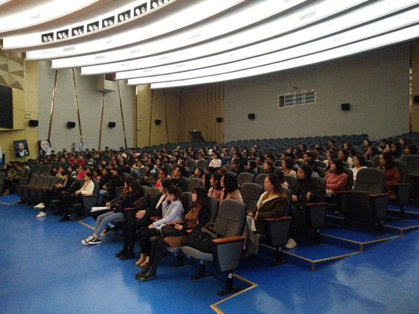 赠人玫瑰,手留余香丨2014级旅游管理生产实习经验分享大会圆满落幕 赠人玫瑰,手留余香丨2014级旅游管理生产实习经验分享大会圆满落幕