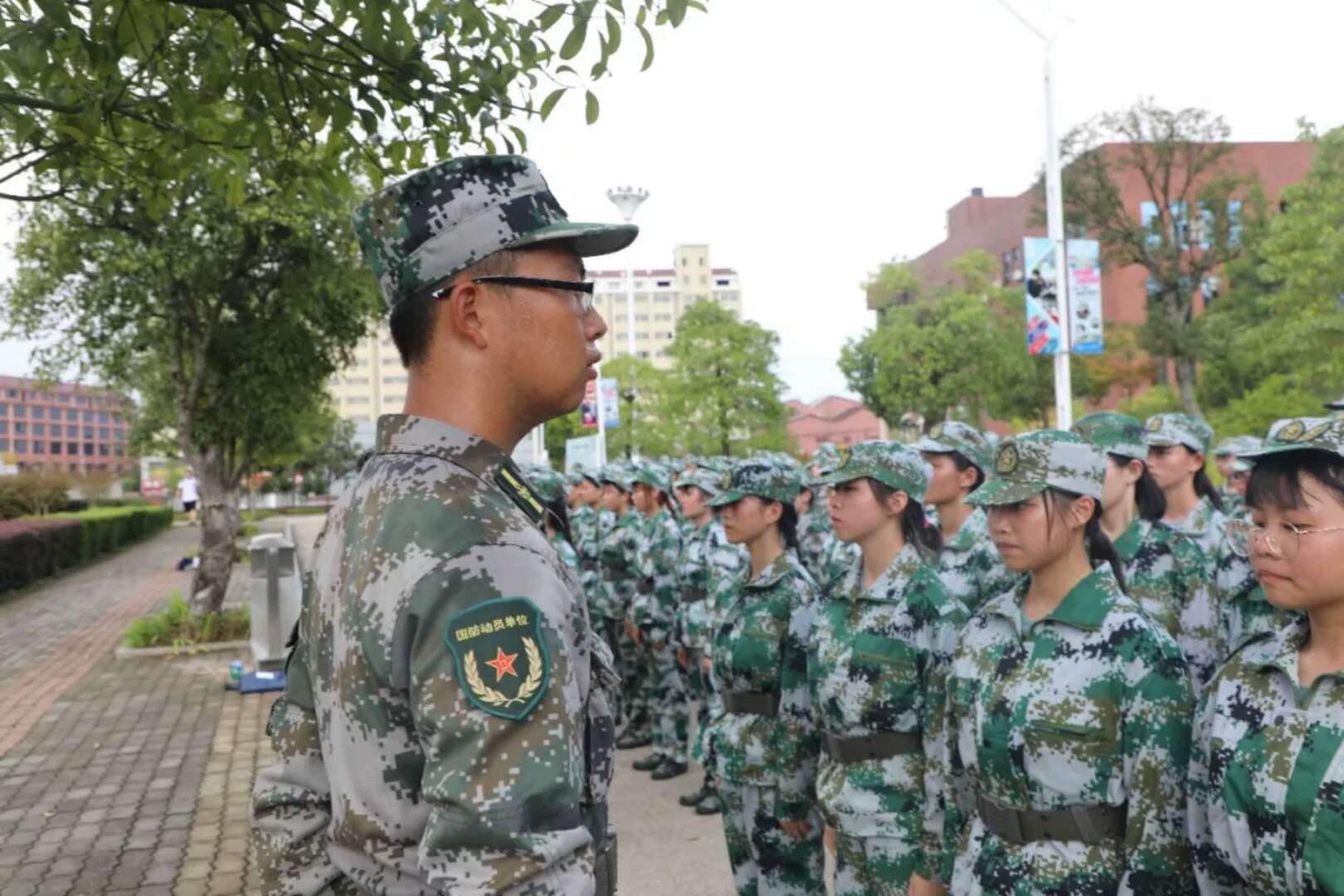 军训第一天 || 你们认真军训的样子最好看 军训第一天 || 你们认真军训的样子最好看
