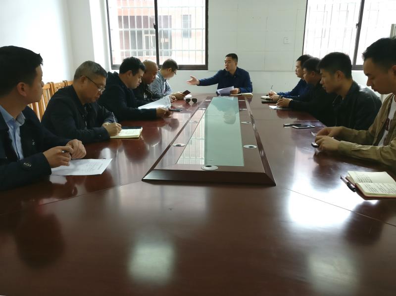 后勤处对学院食堂、商业楼食品卫生安全进行“地毯式”专项检查 后勤处对学院食堂、商业楼食品卫生安全进行“地毯式”专项检查