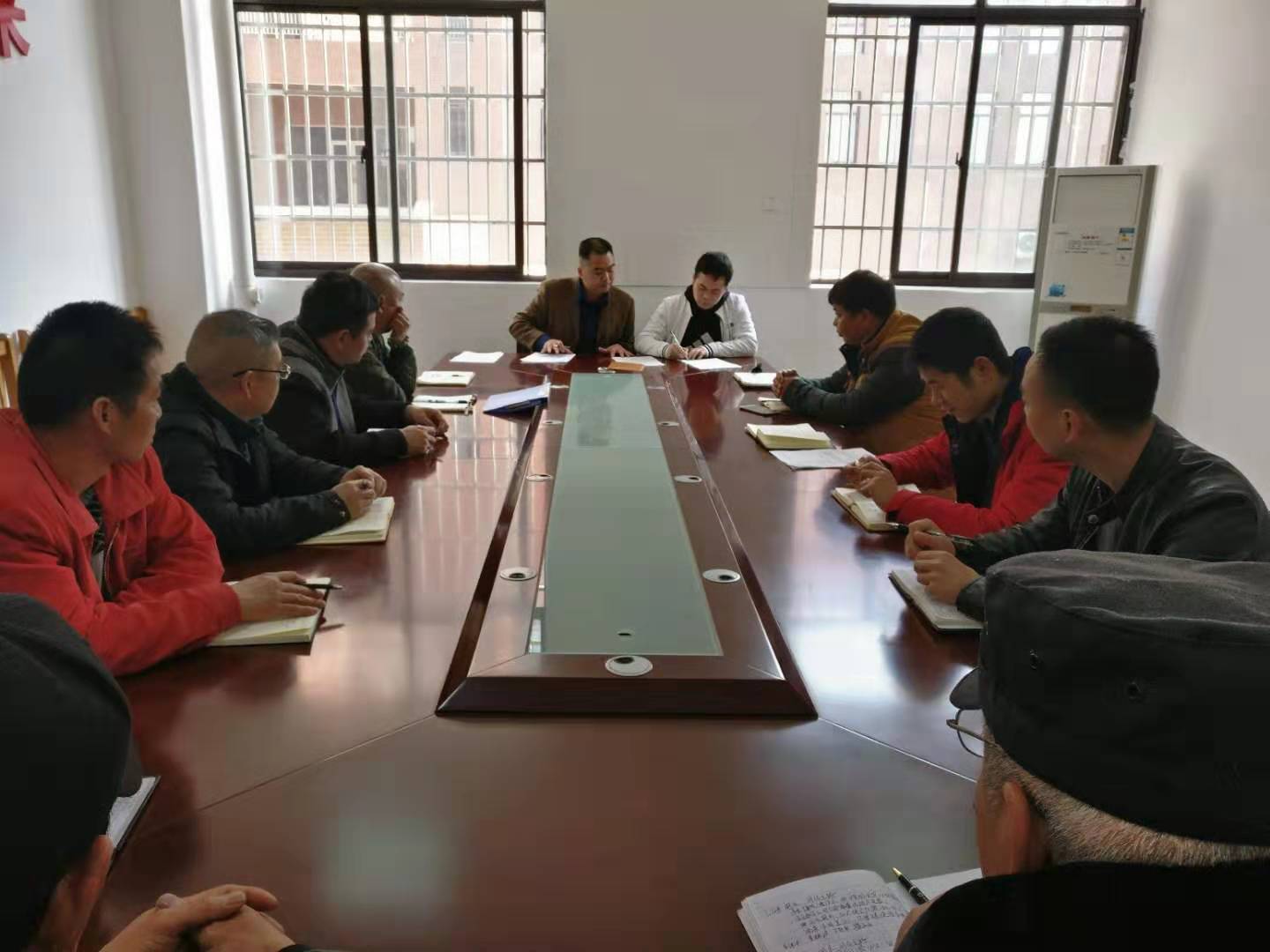 高效执行 主动作为 后勤处签订各岗位年度工作目标任务书 高效执行 主动作为 后勤处签订各岗位年度工作目标任务书