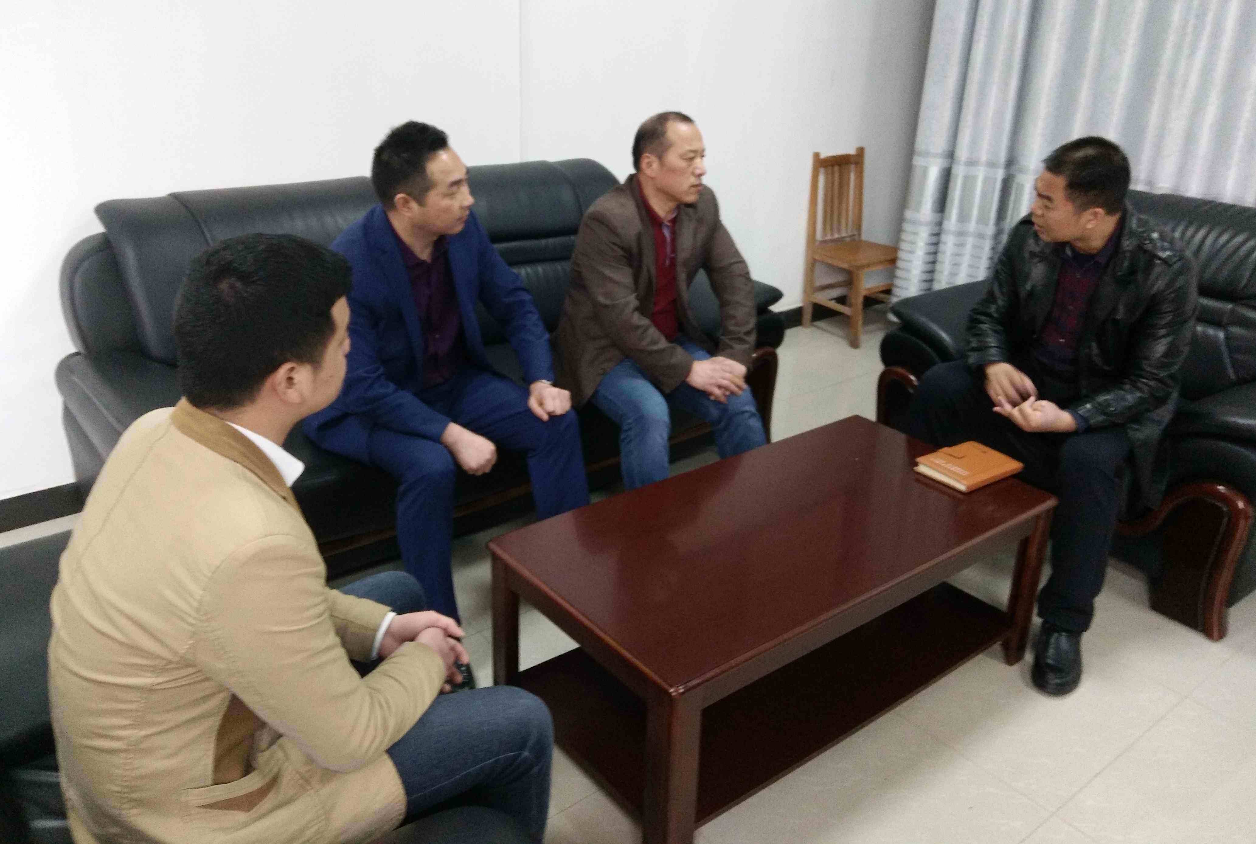 区、镇两级食安办、市场局到我校检查指导食品安全工作 区、镇两级食安办、市场局到我校检查指导食品安全工作