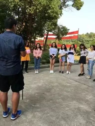 加拿大海外课堂0924团开展行前素质拓展活动 加拿大海外课堂0924团开展行前素质拓展活动