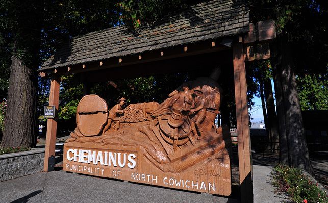 一个以壁画闻名的小镇——彻梅纳斯 一个以壁画闻名的小镇——彻梅纳斯