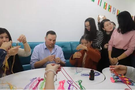 北美之星艺术团温暖“回家” 林科大涉外师生盛情款待 北美之星艺术团温暖“回家” 林科大涉外师生盛情款待