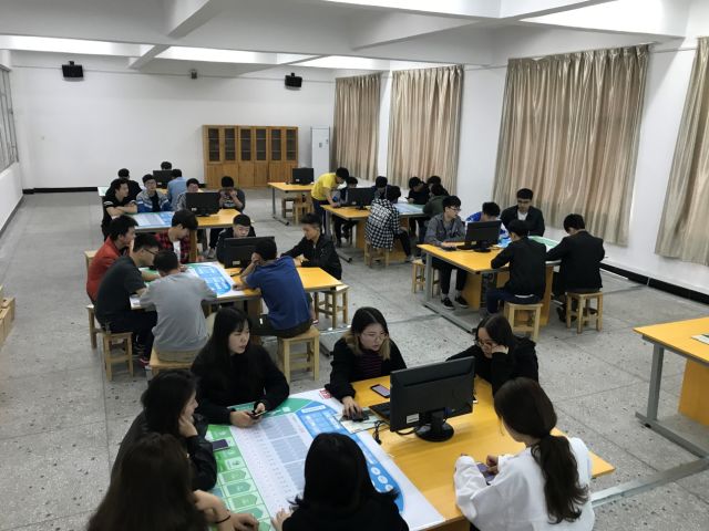 这些实验室,为实践教学保驾护航 这些实验室,为实践教学保驾护航