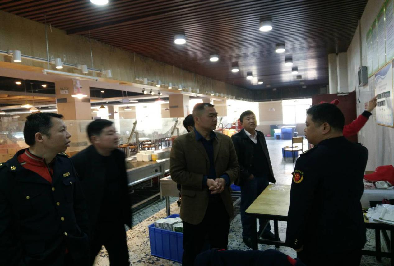 守护师生舌尖安全 我们一直在行动 守护师生舌尖安全 我们一直在行动