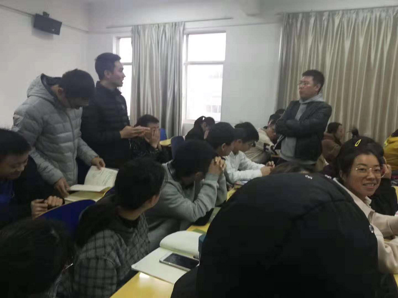 长沙电视台资深编辑走进中南林涉外学院 长沙电视台资深编辑走进中南林涉外学院