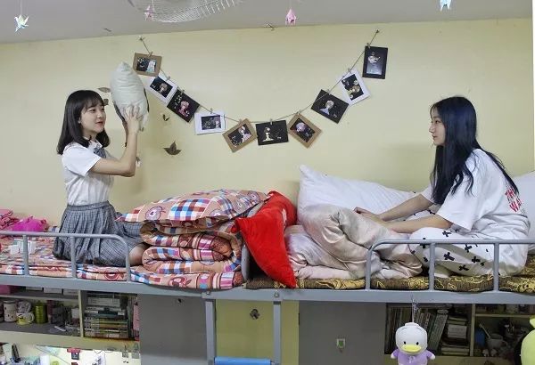 美丽涉外,尽显魅丽——宿舍变化篇 美丽涉外,尽显魅丽——宿舍变化篇