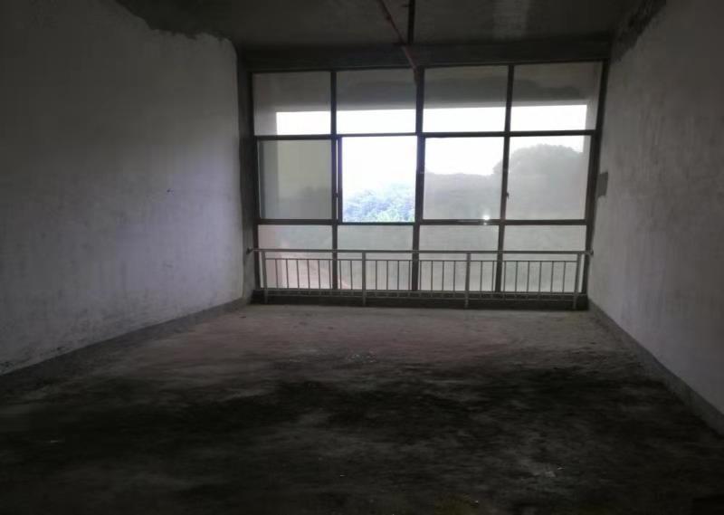 商业楼开展历史遗留垃圾清运工作 商业楼开展历史遗留垃圾清运工作