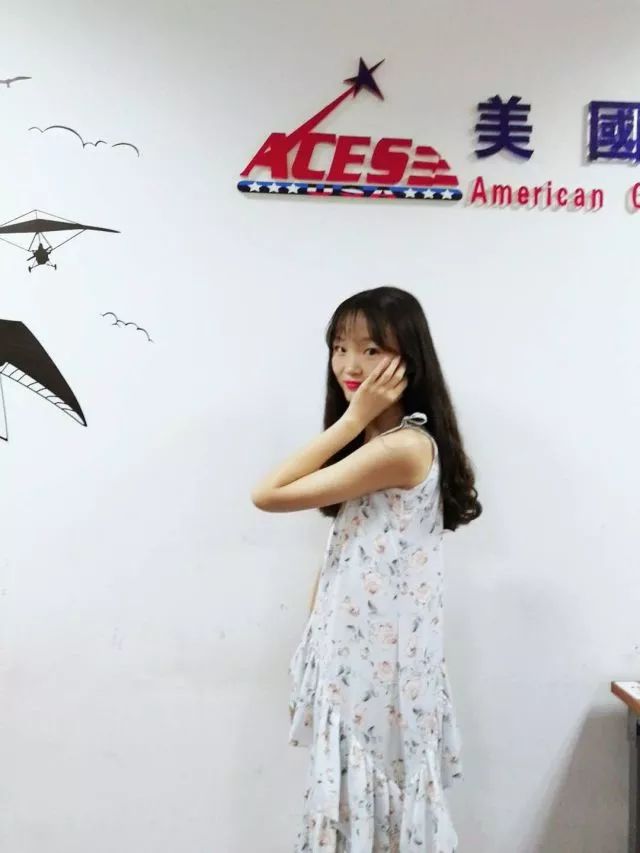 喜讯!我院学子在“湖南省首届大学生英语口语网络大赛”中荣获特等奖 喜讯!我院学子在“湖南省首届大学生英语口语网络大赛”中荣获特等奖