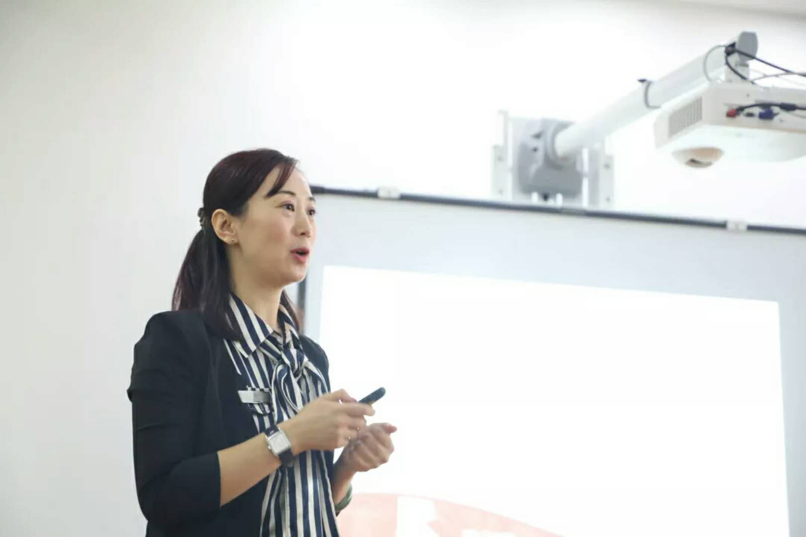 加拿大卡普顿大学招生官来袭 助你牵手世界名校 加拿大卡普顿大学招生官来袭 助你牵手世界名校