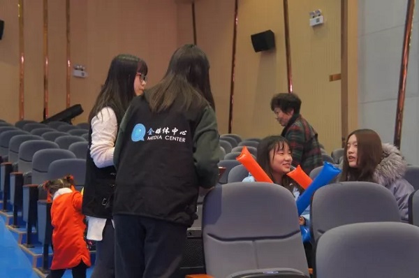 成就一个舞台,从来不是一个人的事 成就一个舞台,从来不是一个人的事