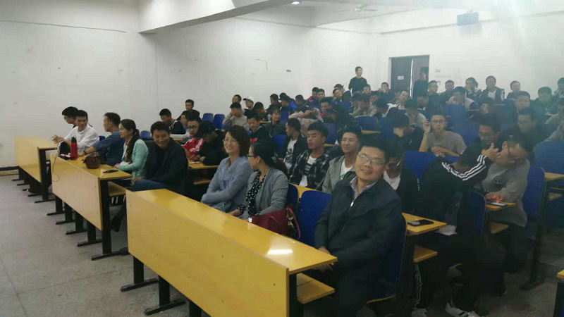 软件工程专业2018级新生专业介绍会顺利召开 软件工程专业2018级新生专业介绍会顺利召开