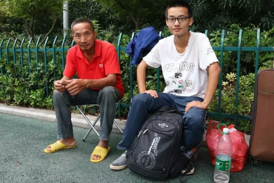 “涉外新声”微信墙:来自新生与家长的校园初印象 “涉外新声”微信墙:来自新生与家长的校园初印象