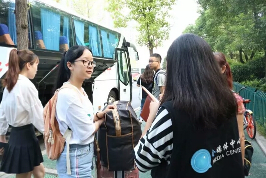 “涉外新声”微信墙:来自新生与家长的校园初印象 “涉外新声”微信墙:来自新生与家长的校园初印象