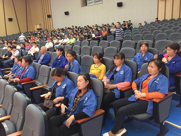 学院开展消防安全知识培训活动 学院开展消防安全知识培训活动