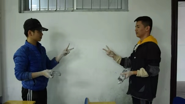 美化校园|我院团委学生会组织“清除小广告,文明我先行”活动顺利展开 美化校园|我院团委学生会组织“清除小广告,文明我先行”活动顺利展开