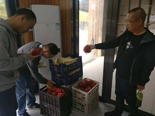 学院后勤处组织对商业楼进行全面检查 学院后勤处组织对商业楼进行全面检查