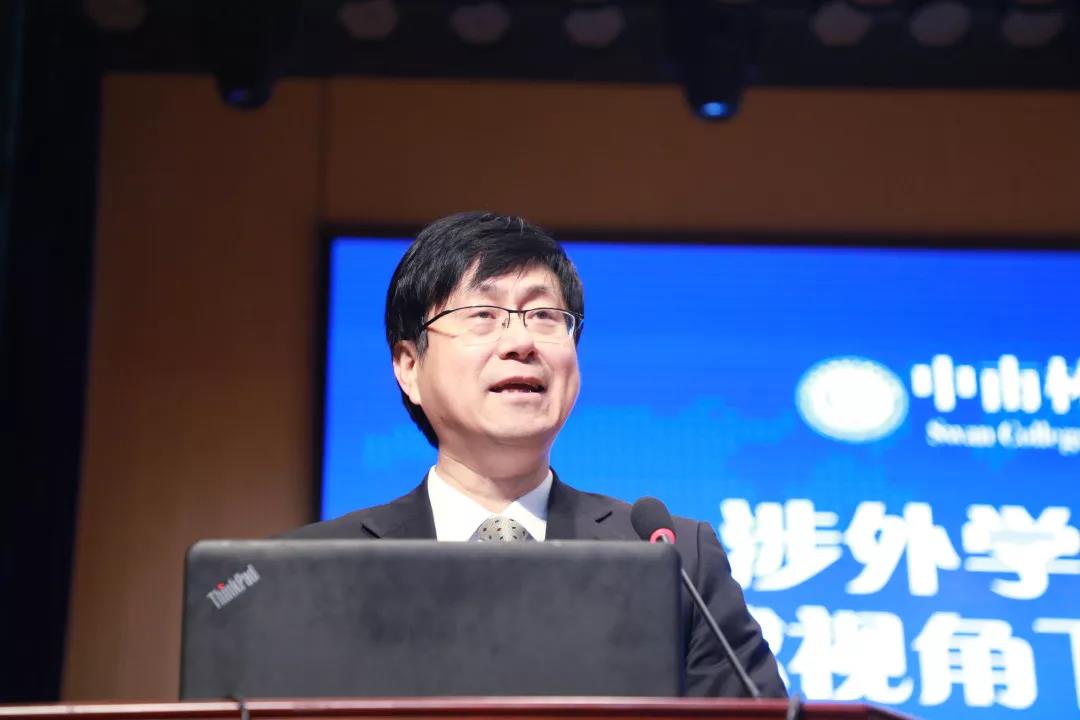 加拿大维多利亚大学教授走进中南林涉外,零距离与师生对话 加拿大维多利亚大学教授走进中南林涉外,零距离与师生对话