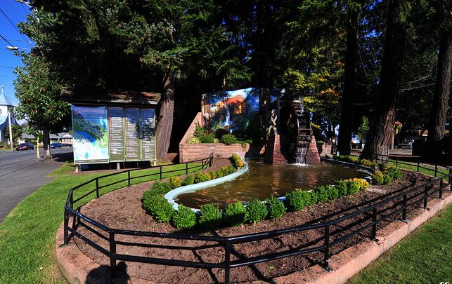 一个以壁画闻名的小镇——彻梅纳斯 一个以壁画闻名的小镇——彻梅纳斯