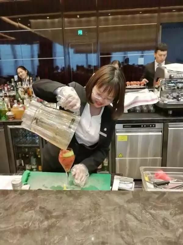 2017旅游管理专业学生赴长沙瑞吉酒店进行认知实习
